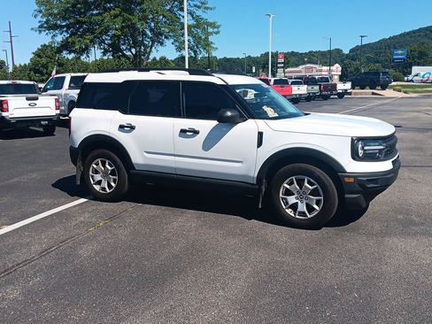 Used 2022 Ford Bronco Sport AWD/4WD image 2