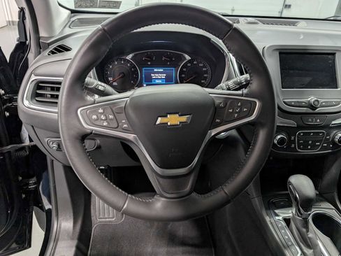 Used 2022 Chevrolet Equinox LT AWD/4WD image 37