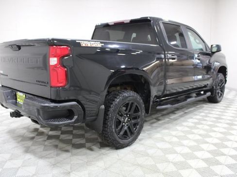 Used 2021 Chevrolet Silverado 1500 Custom Trail Boss w/ Midnight Edition AWD/4WD image 11