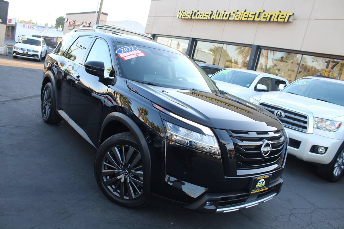 Used 2022 Nissan Pathfinder SL w/ SL Premium Package FWD image 43