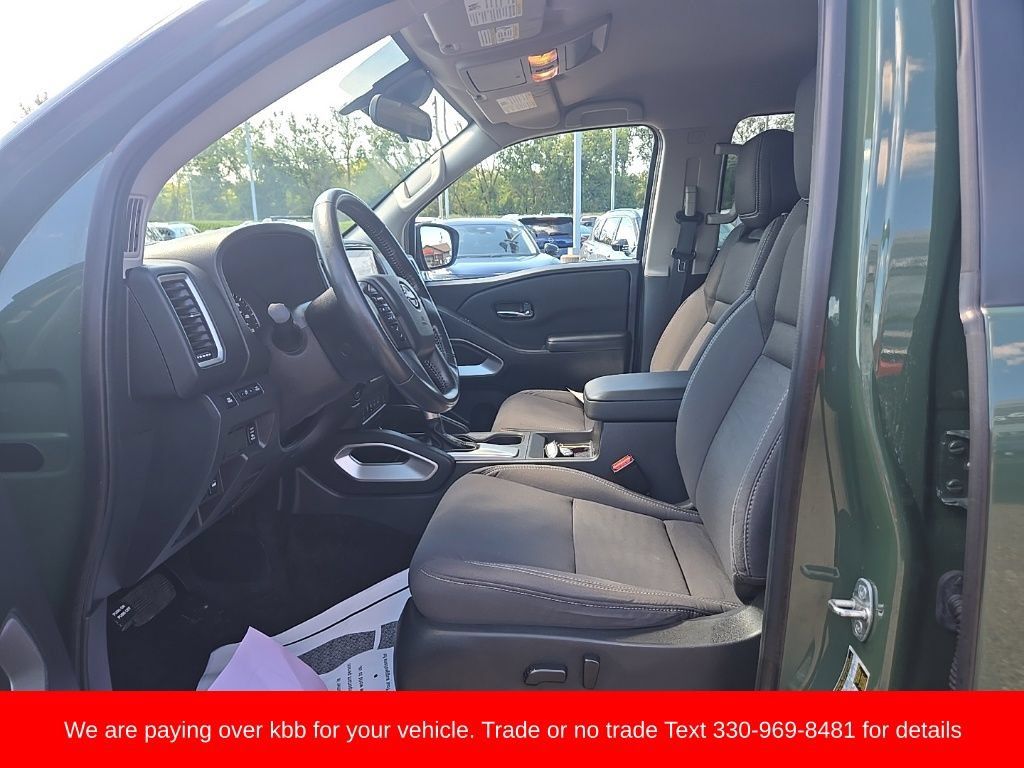 Used 2023 Nissan Frontier SV w/ SV Convenience Package AWD/4WD image 9