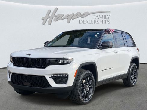New 2025 Jeep Grand Cherokee Limited image 16