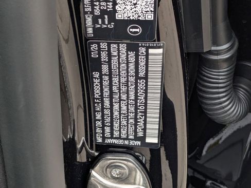 New 2026 Porsche Taycan image 27