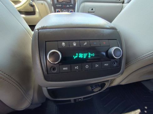 Used 2017 Buick Enclave Premium AWD/4WD image 40