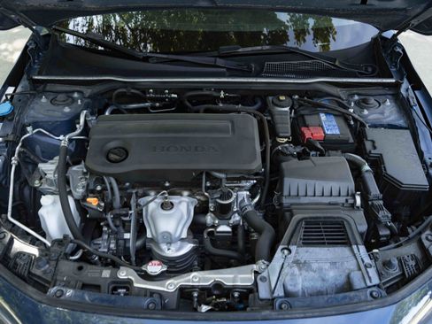 Used 2025 Honda Civic Sport image 42