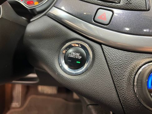 Used 2019 Chevrolet Impala LT image 22