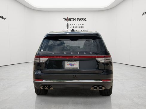 New 2026 Lincoln Aviator Reserve AWD/4WD image 4