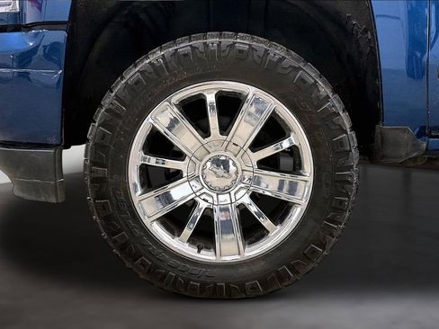 Used 2017 Chevrolet Silverado 1500 High Country image 7