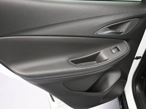 Used 2026 Buick Encore GX Sport Touring image 27