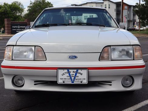 Used 1988 Ford Mustang GT RWD image 13