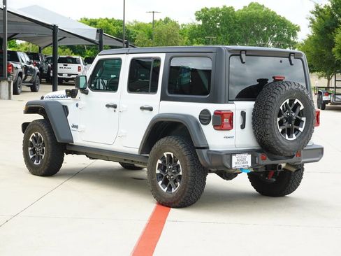 Used 2025 Jeep Wrangler Unlimited Rubicon 4xe w/ Safety Group AWD/4WD image 3