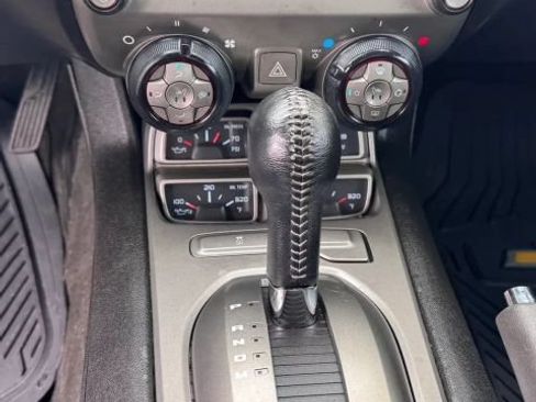 Used 2013 Chevrolet Camaro LT RWD image 10