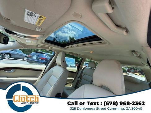 Used 2014 Volvo XC70 3.2 AWD/4WD image 12