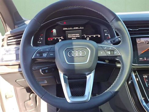 Used 2025 Audi Q7 3.0T Premium Plus image 15