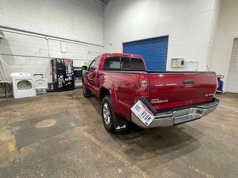 Used 2006 Toyota Tacoma 4x4 Access Cab V6 image 29
