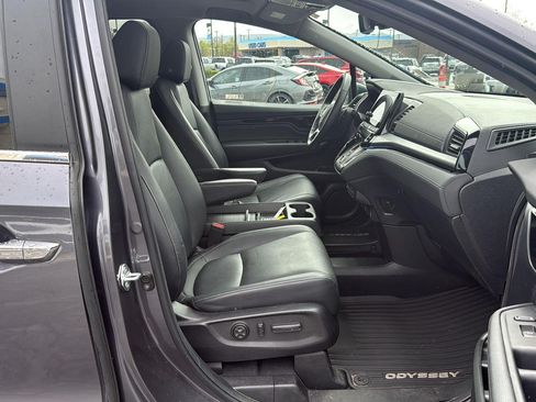 Used 2024 Honda Odyssey Touring image 40