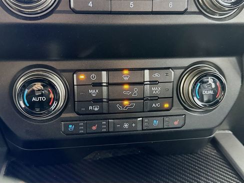 Used 2019 Ford F150 Raptor w/ Equipment Group 802A Luxury AWD/4WD image 29