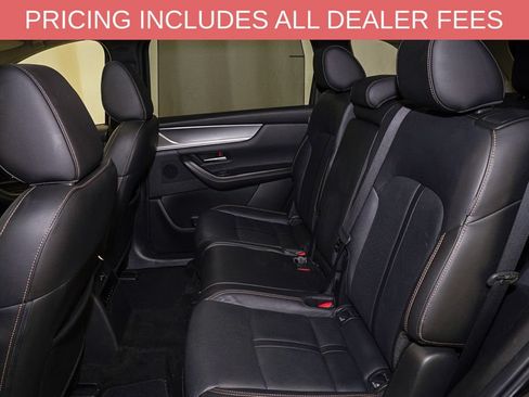 Used 2025 MAZDA CX-90 3.3 Turbo w/ Preferred Package AWD/4WD image 9