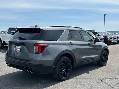 Certified 2021 Ford Explorer ST w/ Equipment Group 401A AWD/4WD image 3
