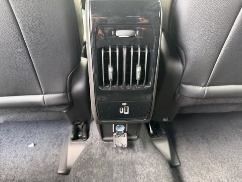 New 2026 Jeep Compass Latitude AWD/4WD image 18