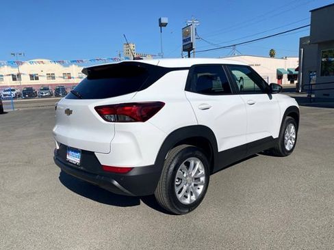 New 2026 Chevrolet TrailBlazer LS w/ LS Convenience Package FWD image 10