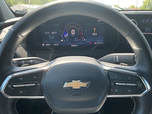 Certified 2025 Chevrolet Traverse LT AWD/4WD image 7