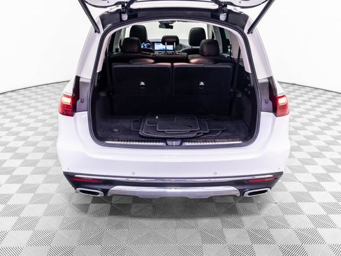 Used 2024 Mercedes-Benz GLS 450 4MATIC image 34