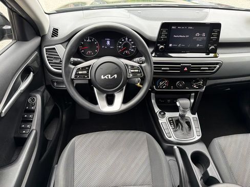 Certified 2023 Kia Seltos LX AWD/4WD image 21