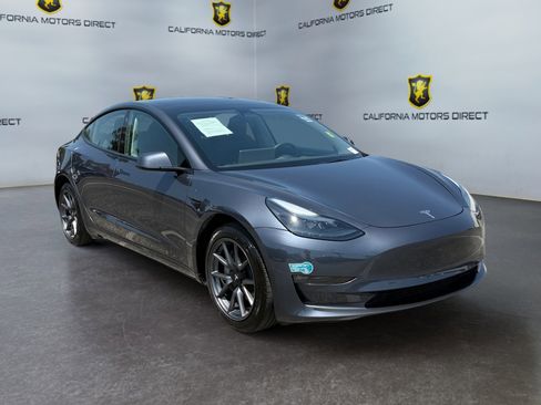 Used 2023 Tesla Model 3 Standard Range RWD image 7