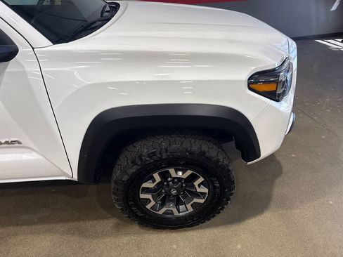 Used 2023 Toyota Tacoma TRD Off-Road AWD/4WD image 50