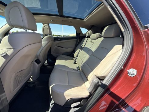 Used 2016 Hyundai Tucson Limited w/ Option Group 03 FWD image 24
