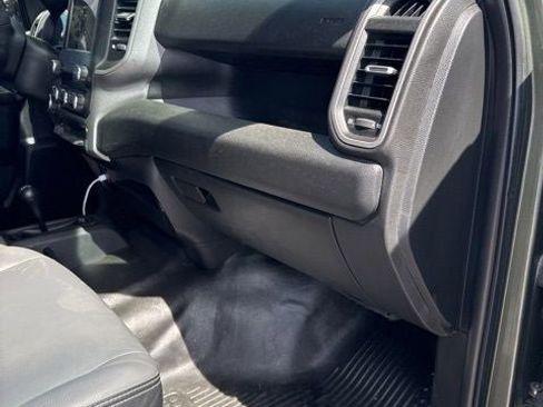 Used 2021 RAM 2500 Tradesman w/ Chrome Appearance Group image 27