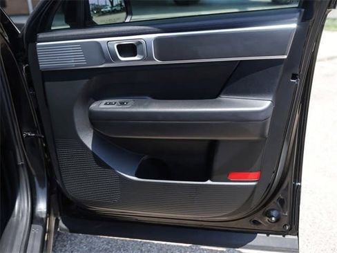 Certified 2025 Hyundai Santa Fe SE w/ Tow & Go Package image 28