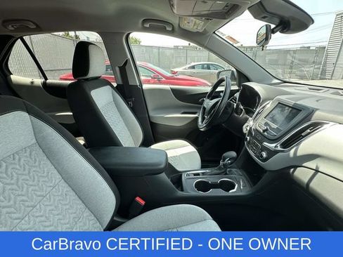 Used 2024 Chevrolet Equinox LT FWD image 2