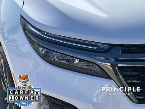 Used 2022 Chevrolet Equinox RS w/ Infotainment Package image 9