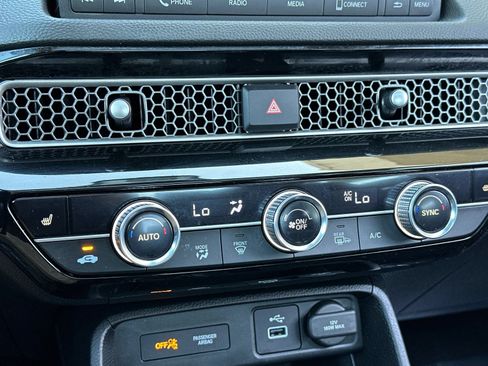 Used 2024 Honda Civic EX image 18