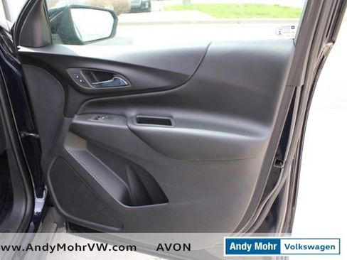 Used 2020 Chevrolet Equinox LT AWD/4WD image 25