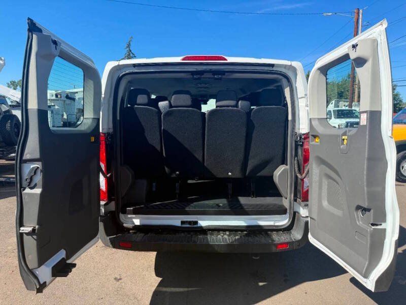 Used 2023 Ford Transit 350 XLT RWD image 8