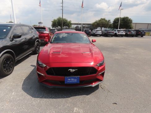 Certified 2023 Ford Mustang GT Premium RWD image 4