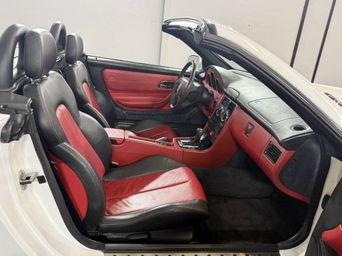 Used 1998 Mercedes-Benz SLK 230 image 10