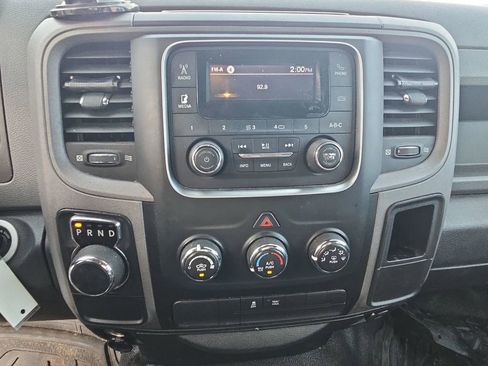 Used 2018 RAM 1500 Tradesman w/ Chrome Appearance Group RWD image 13