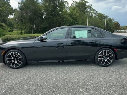 New 2025 BMW i7 xDrive60 image 5