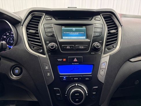 Used 2014 Hyundai Santa Fe Sport 2.0T AWD/4WD image 30
