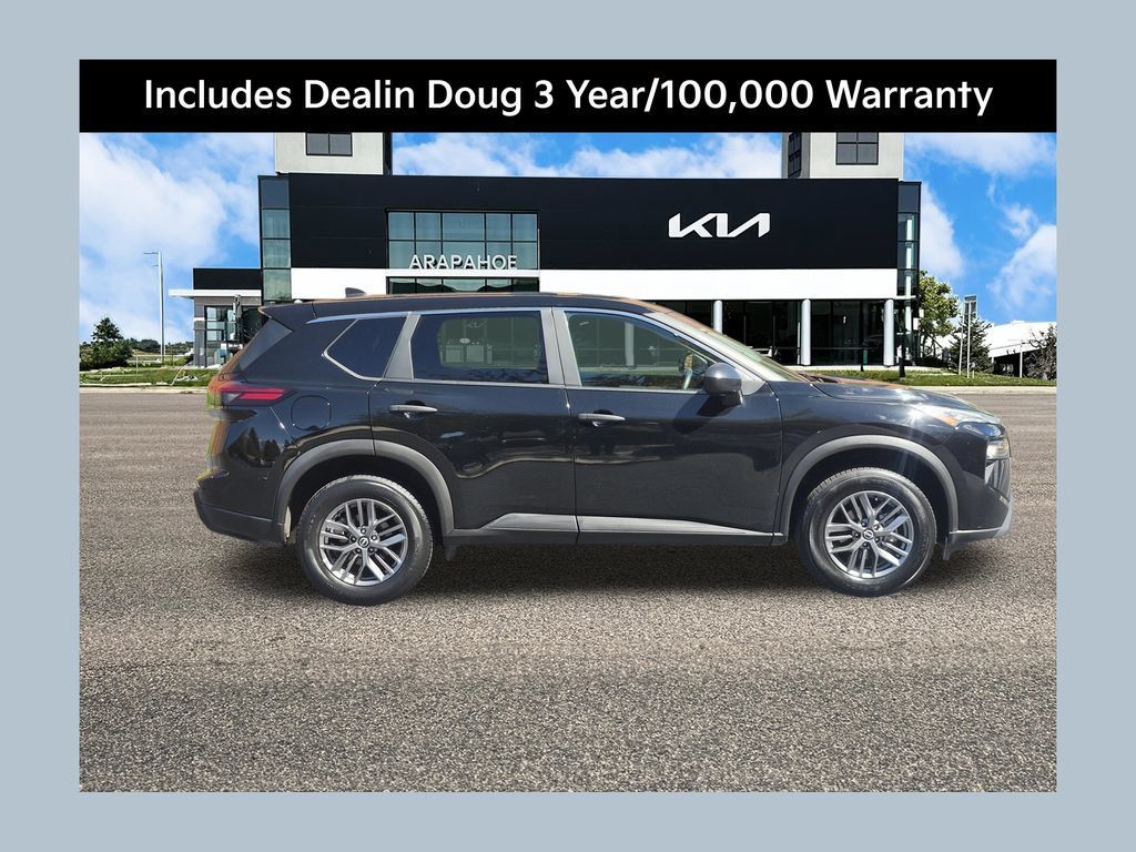 Used 2024 Nissan Rogue S AWD/4WD image 1