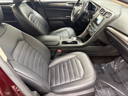 Used 2017 Ford Fusion Energi SE image 42