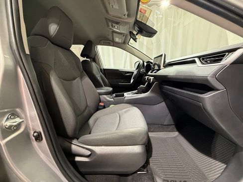 Certified 2025 Toyota RAV4 XLE AWD/4WD image 21