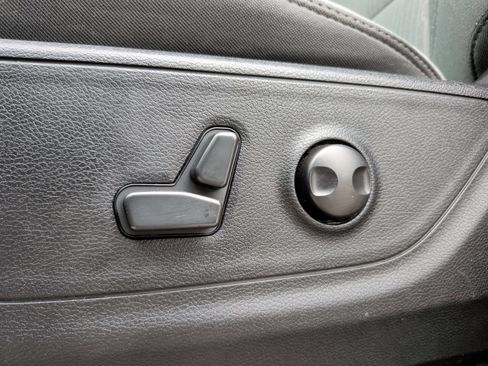 Used 2022 RAM 1500 Big Horn AWD/4WD image 26