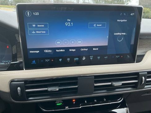 Used 2023 Lincoln Corsair Reserve w/ Equipment Group 201A image 23