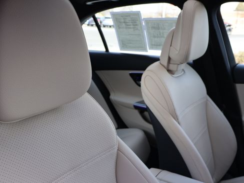 Certified 2025 Mercedes-Benz C 300 Sedan image 30