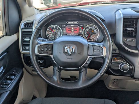 Used 2019 RAM 1500 Big Horn RWD image 15